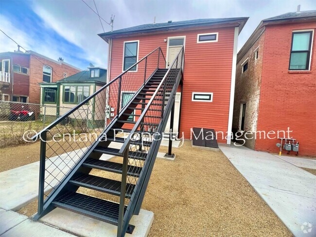 Building Photo - 659 S Main St Unit 659 S Main B Rental