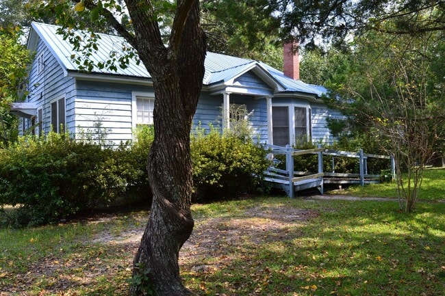 Building Photo - 1314 Carswell Ave Rental