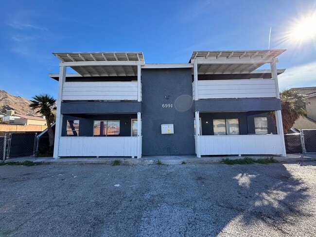Photo - 6991 Kepler Dr Unit 1
