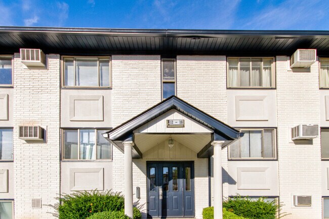 Photo - Continental Terrace