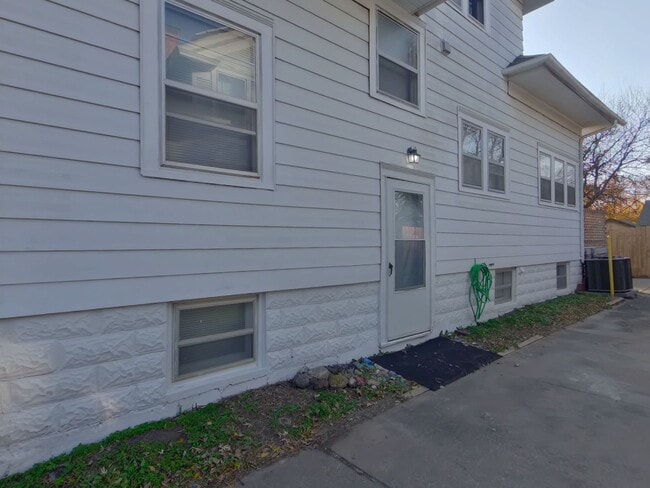 Photo - 207 1/2 S Erie