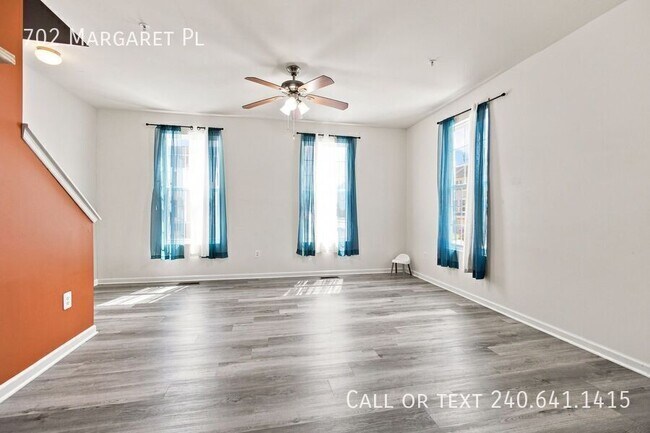 702 Margaret Pl