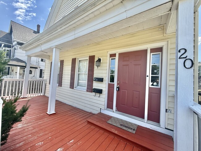 Photo - 20 Park Rd Unit 2