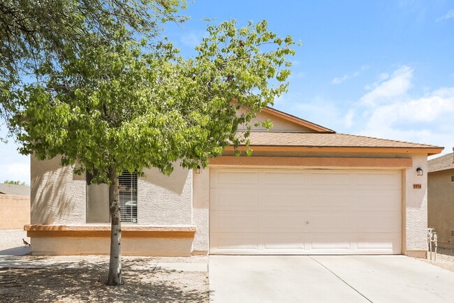 Building Photo - 1936 E Dust Devil Dr