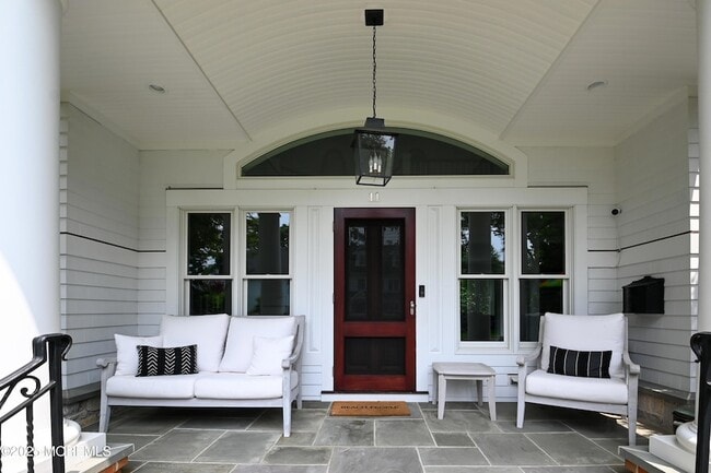 Photo - 11 Red Oak Dr Casa