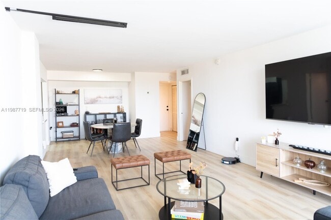 Photo - 13155 Ixora Ct Unit 512