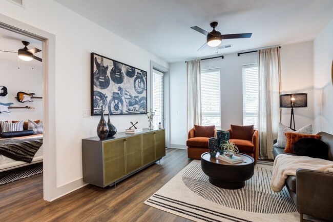 Signature-Music-Row-Nashville-Apartments-Furnished-Unit-Luxury-Vinyl-Plank-Flooring