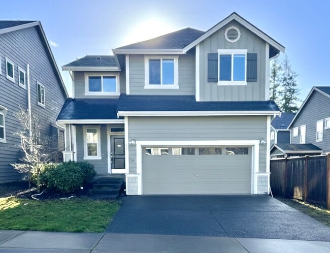 Building Photo - Modern 2017-Built Home with Main-Floor Office, AC & Prime East Hill Location