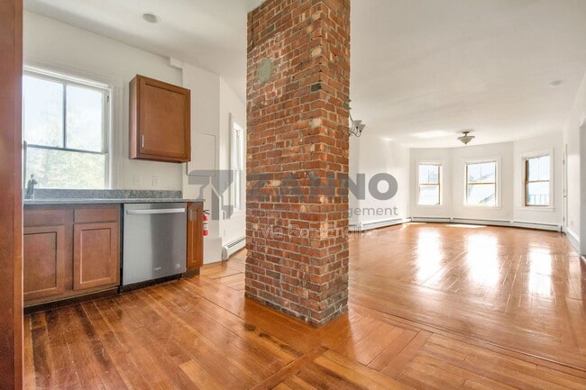 Photo - 19 Arnold St Unit 2