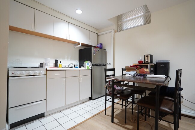 Photo - 304 Berkeley St Unit 1