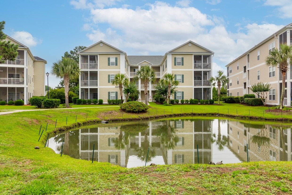 Photo - 2040 Cross Gate Blvd - Cross Gate Villas