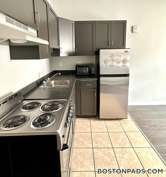 50 Franklin St Unit 315