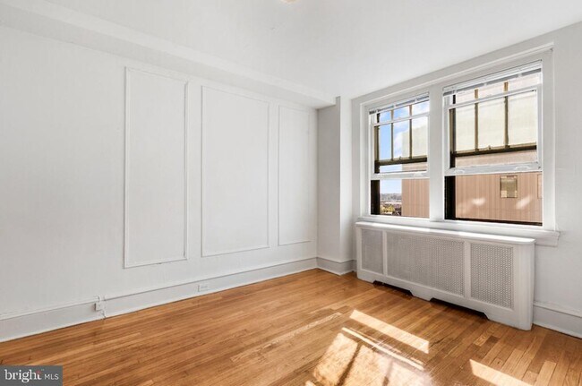 Building Photo - 2100 Walnut St Unit 10M Rental