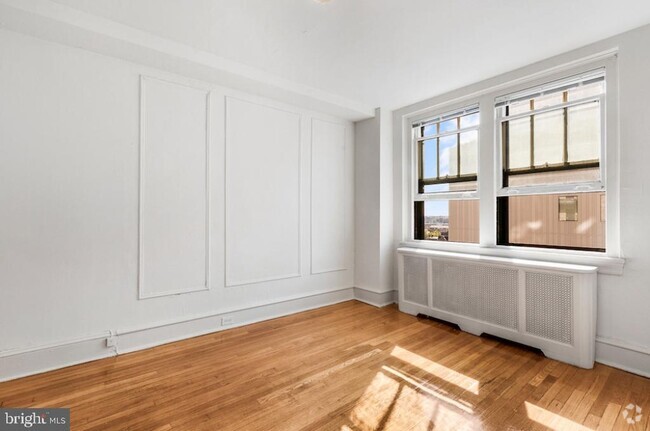 Building Photo - 2100 Walnut St Unit 10M Rental