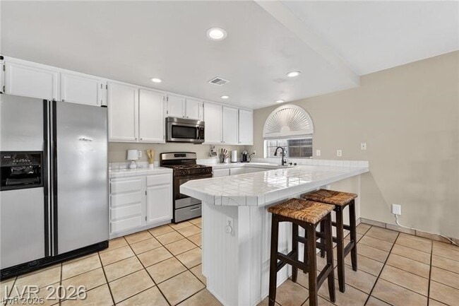 Photo - 930 Plantation Acres St