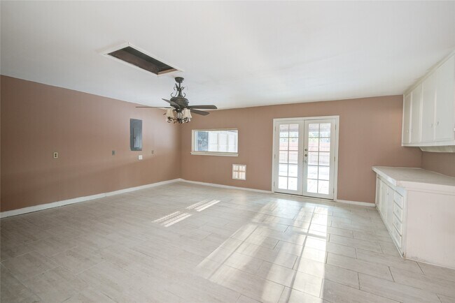 Building Photo - 902 Ashford Pkwy