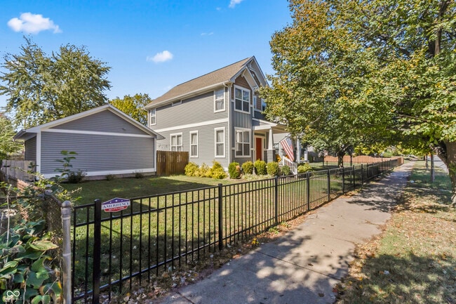 Building Photo - 2410 N College Ave