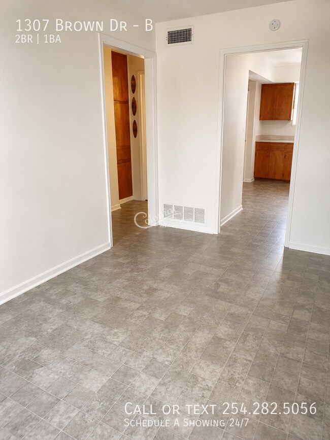 Photo - 1307 Brown Dr Unit B
