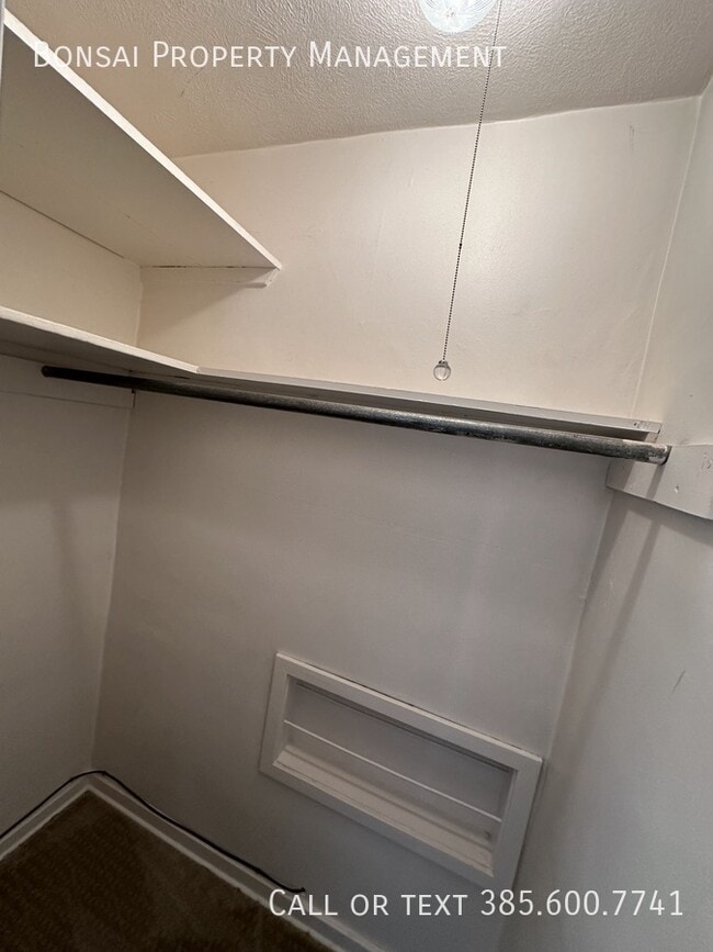 Building Photo - 7527 S Jefferson St