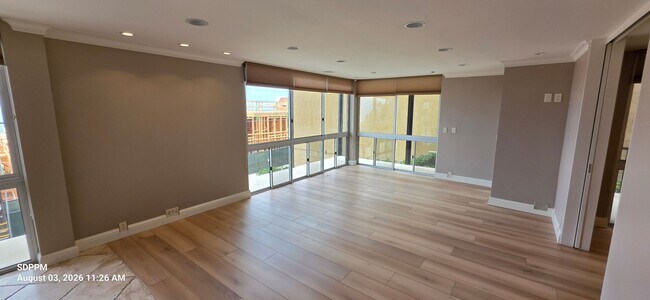 Photo - 800 Prospect St