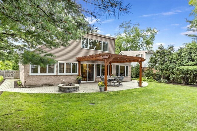 Photo - 40 Williamsburg Rd