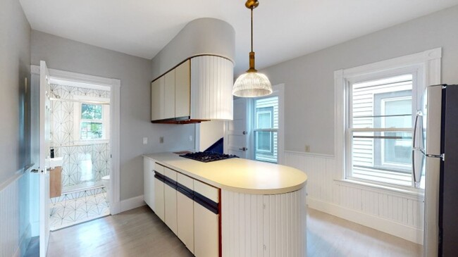 Massive 5 Bed - Massive 5 Bed Rental