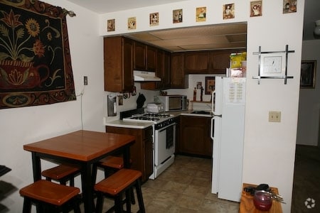Cocina - Deer Trail Apartments