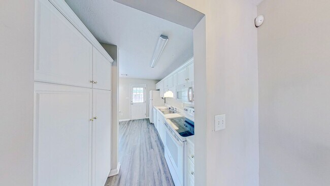 Photo - Columbia County TOWNHOME!