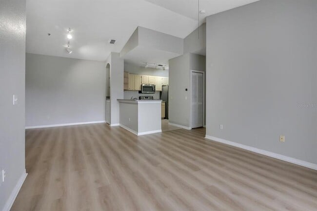 Photo - 2705 Maitland Crossing Way Unidad 303