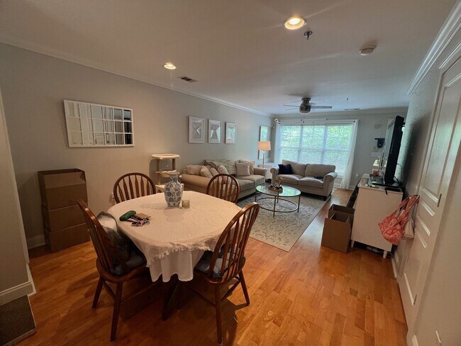 Photo - 2 bedroom Townhome at the Woodlands!