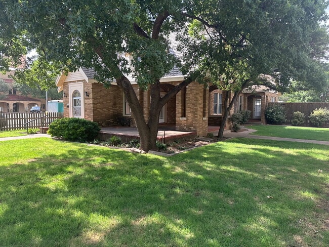 Photo - A Broadway Classic, Just Down the Street from Texas Tech! Unit Front