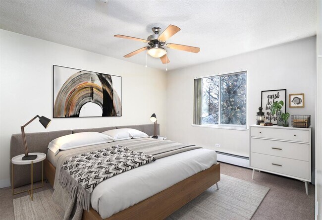 Photo - 910 N Washington St Unit 104