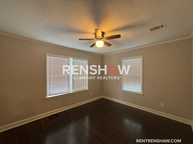 Photo - 1870 Vollintine Ave