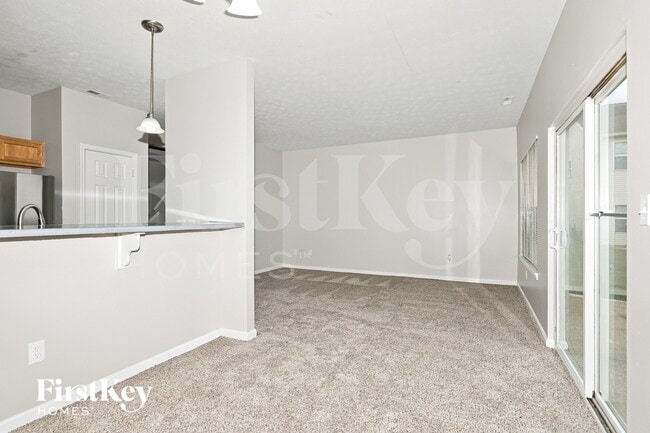 10368 Platinum Dr
