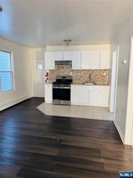 Photo - 100 Butler St