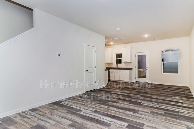 103 Higgins Ct