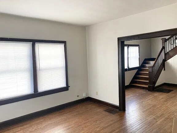 Photo - 1129-1131 Keystone Ave Unidad 1129