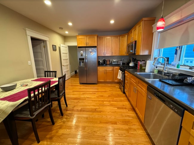 Photo - 44 Stanley Ave Unidad 1