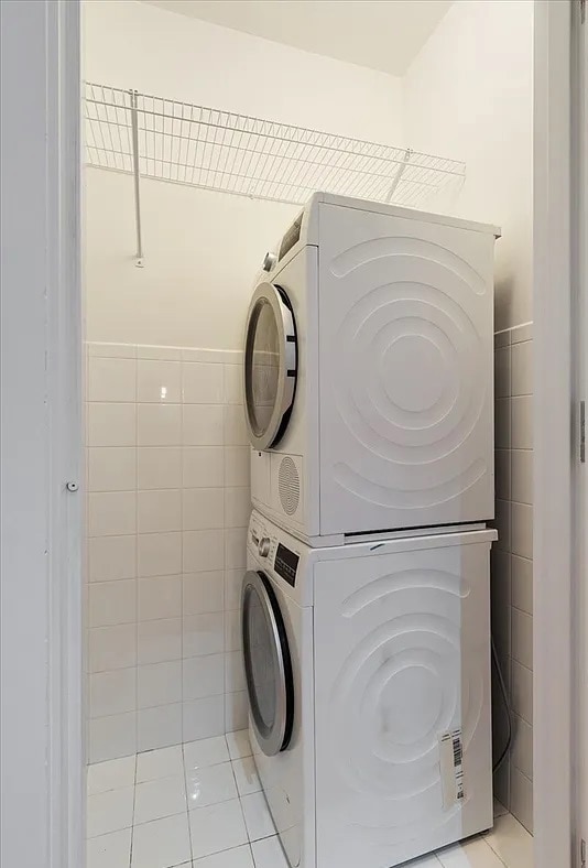 Building Photo - Modern Comfort in Every Corner Unit 11