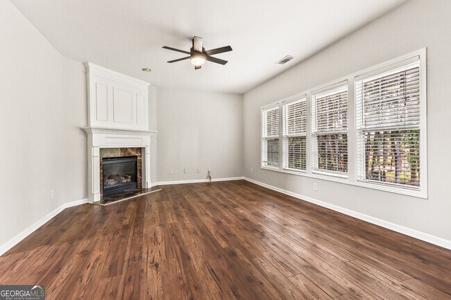 Photo - 558 Musical Ct