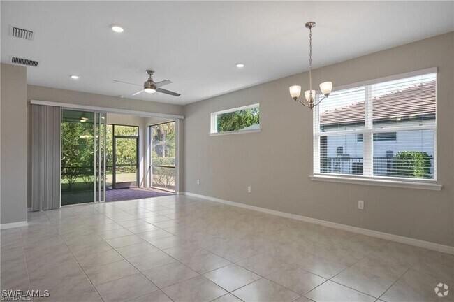 Building Photo - 1149 S Town and River Dr Rental