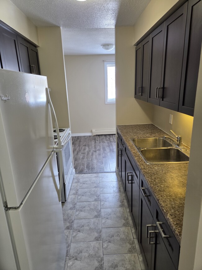 Photo - 87 Westwood Dr Unit 207