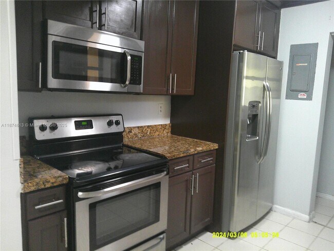Building Photo - 666 NW 114th Ave Unit 101 Rental