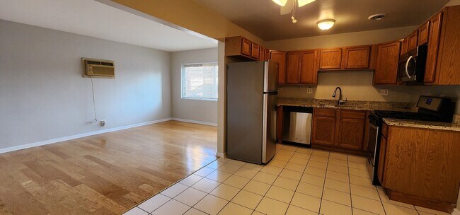 Photo - 257 Washington Blvd Unidad 4