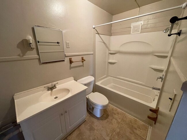 Photo - Centrally Located 3 bedroom home