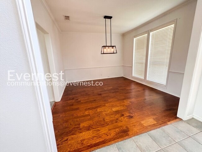 Photo - 715 Belmark Ct