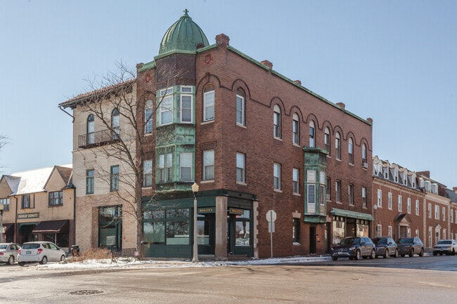 Building Photo - 293 E Deerpath Rd Unit 22