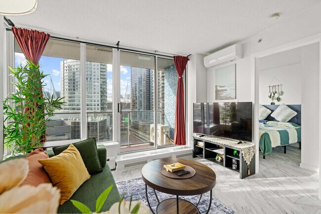 689 Expo Blvd Unit SI ID1570104P