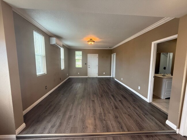 Photo - 2 Bedroom House