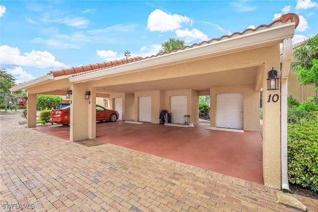 Building Photo - 1665 Windy Pines Dr Unit 2110